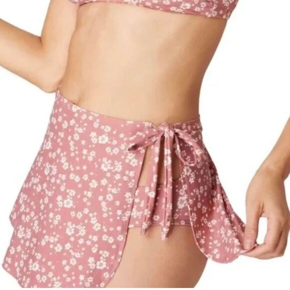 Andie Swim Ditsy Floral Rose Tie Sarong Bottom NWT - Picture 1 of 3
